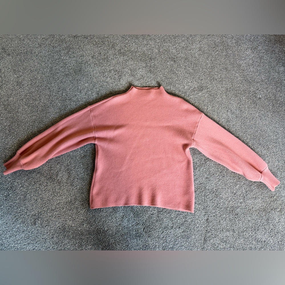 Vici Women’s Mock Neck Balloon Sleeve Drop Shoulder Sweater Small Pink